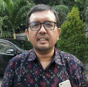 Timboel Siregar, Koordinator Advokasi BPJS Watch, Sekjen Organisasi Pekerja Seluruh Indonesia (Opsi).