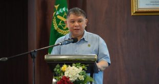 Plt Jambin R Narendra Jatna pimpin proses penyerahan ekstradisi yang diajukan oleh Negara Federasi Rusia atas nama Terekstradisi Aleksandr Zverev alias Aleksandr Vladimirovich Zverev, di Kejaksaan Negeri Jakarta Selatan, Kamis, 10 Juli 2025.
