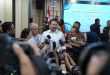 Jaksa Agung Republik Indonesia ST Burhanuddin dan jajarannya dalam penandatanganan Nota Kesepahaman atau Memorandum of Understanding (MoU) tentang “Koordinasi Dalam Mendukung Penegakan Hukum, Perlindungan Kemerdekaan Pers, Peningkatan Kesadaran Hukum Masyarakat, serta Peningkatan Kapasitas Sumber Daya Manusia” dengan Dewan Pers, Selasa 15 Juli 2025.