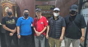 Tim Satgas Kejaksaan Agung Tangkap Buronan Kasus Pemalsuan Surat Asal Jawa Timur Bernama Agus Sudirman di Sunter, Jakarta Utara.