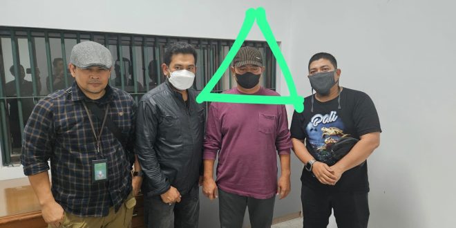 Tim SIRI Kejaksaan Agung Bekuk Buronan Perkara Korupsi Dinas Lingkungan Hidup Sukabumi.