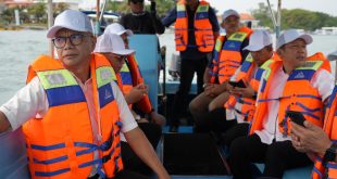 Jaksa Agung Muda Intelijen (Jamintel) Reda Mantovani menyampaikan komitmen kuat Kejaksaan Republik Indonesia melalui Jaksa Agung Muda Bidang Intelijen (Jamintel) dalam mendukung keberlangsungan serta kemajuan Usaha Mikro, Kecil, dan Menengah (UMKM), khususnya sektor pariwisata bahari, dalam pertemuan bersama para pelaku usaha Water Taxi di Tanjung Benoa, Bali, pada Kamis 24 Juli 2025.