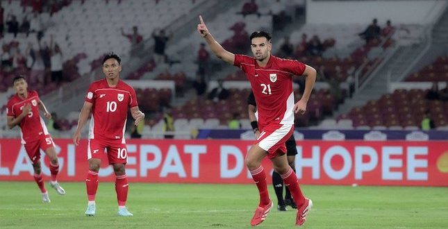 Selebrasi penyerang Timnas Indonesia U-23, Jens Raven setelah membobol gawang Brunei Darussalama U-23 di Piala AFF U-23 2025.