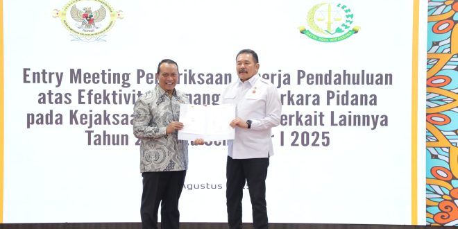 Jaksa Agung Burhanuddin Dukung Pemeriksaan Kinerja BPK RI Demi Penanganan Perkara Pidana yang Efektif dan Akuntabel.