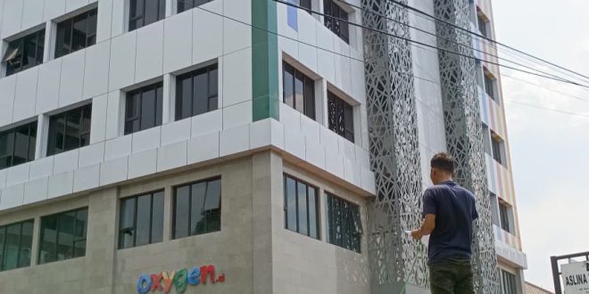 Desak Usut Tuntas Aksi Mafia Money Laundry dan Perbankan Sampai Ke Akar-Akarnya, Kantor Moratelindo Group Digeruduk Massa. (Dok)