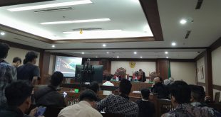Suasana Sidang perkara sengketa patok lahan antara PT Wana Kencana Mineral (PT WKM) dan PT Position yang berlokasi di Halmahera Timur, di Pengadilan Negeri Jakarta Pusat, Rabu (29/10/2025). (Dok)